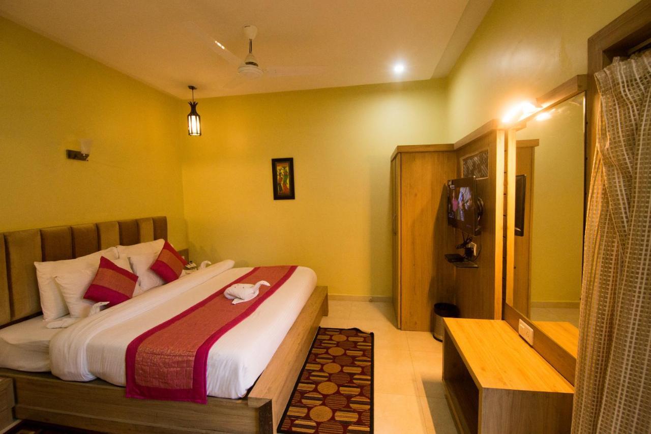 The River Front Resort Sitapur Muafi Exterior photo